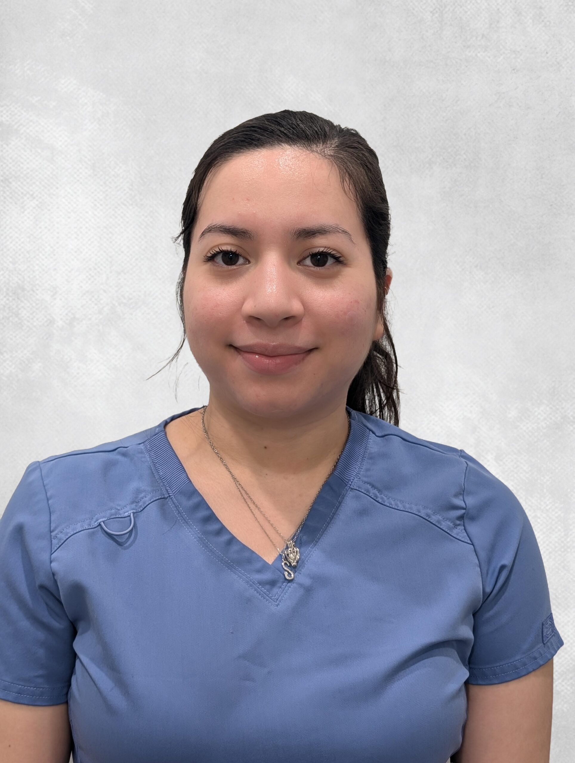 Samantha – Dental Assistant